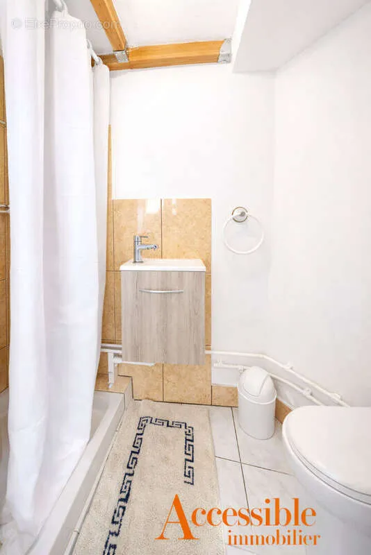 Vannitoad - Studio with Mezzanine in Aix-les-Bains Centre