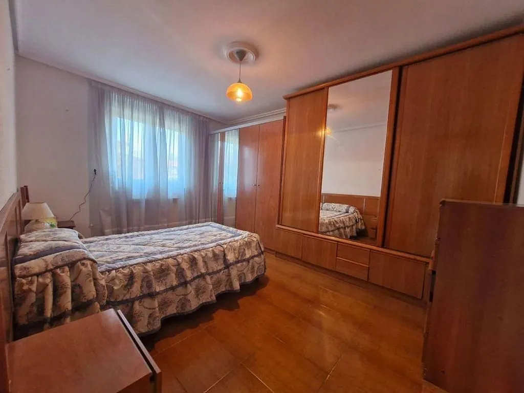 Bedrooms - Chalet with Garden in Corrales de Buelna