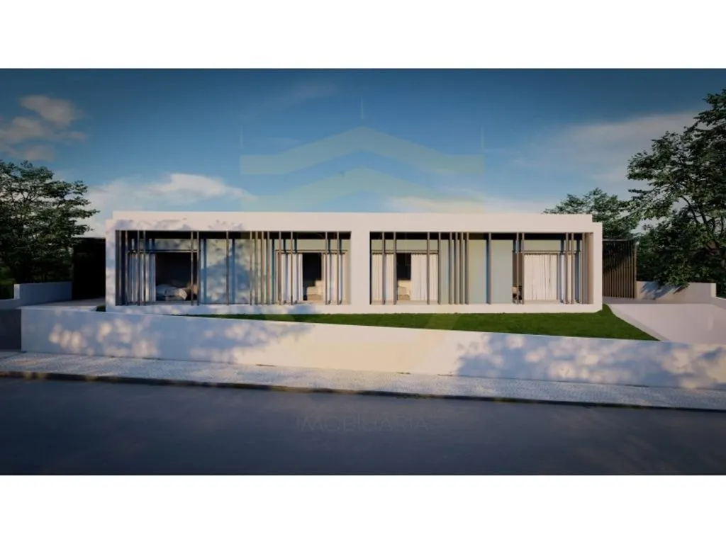 Modern House with Pool in Figueira da Foz