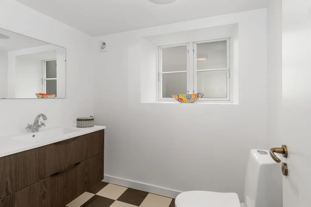 Salles de bain - Spacious Apartment in Historic Building, Copenhagen