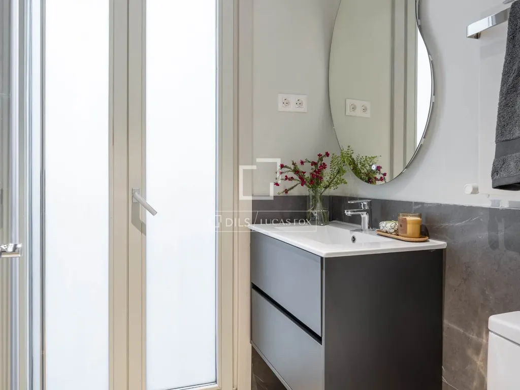 Bagni - Modern Flat with Two Suites in Malasaña