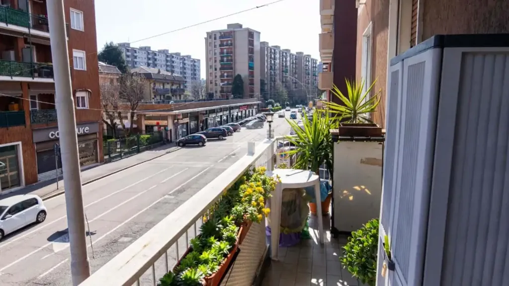 balcony