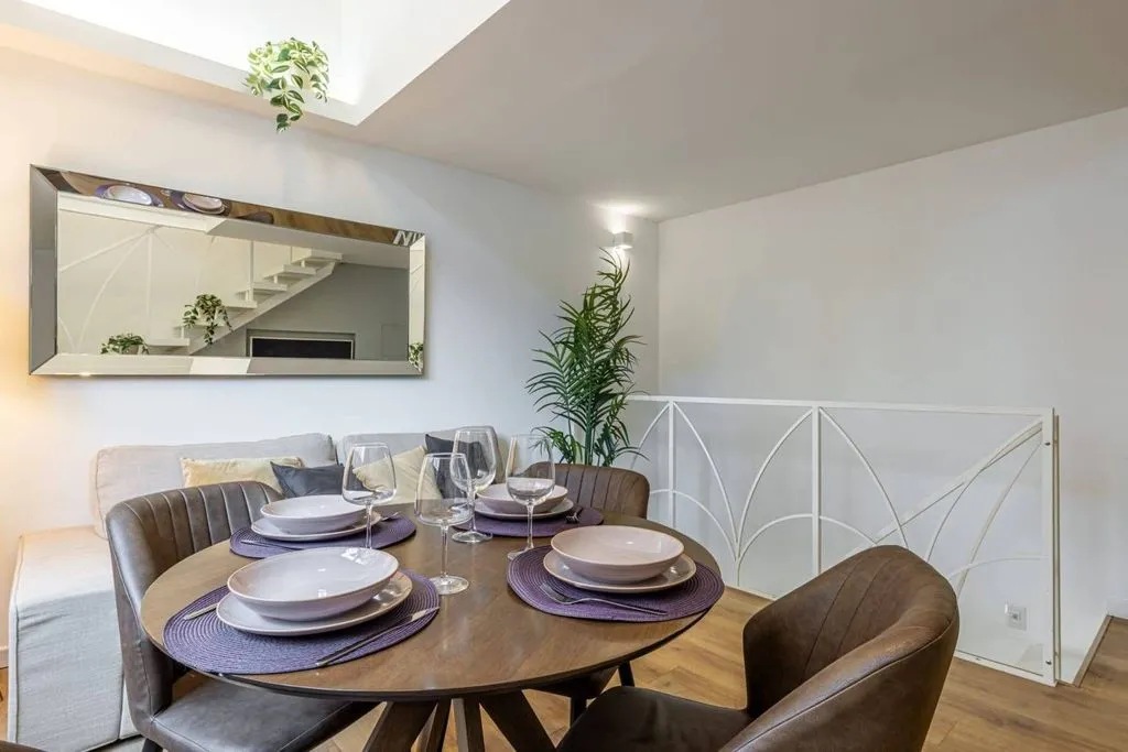 Salle à manger - Luxury Loft with Metro Access in Milan