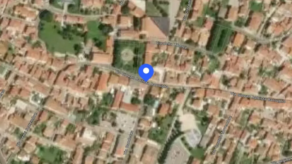 Apartment with Private Garden in Vecchiano