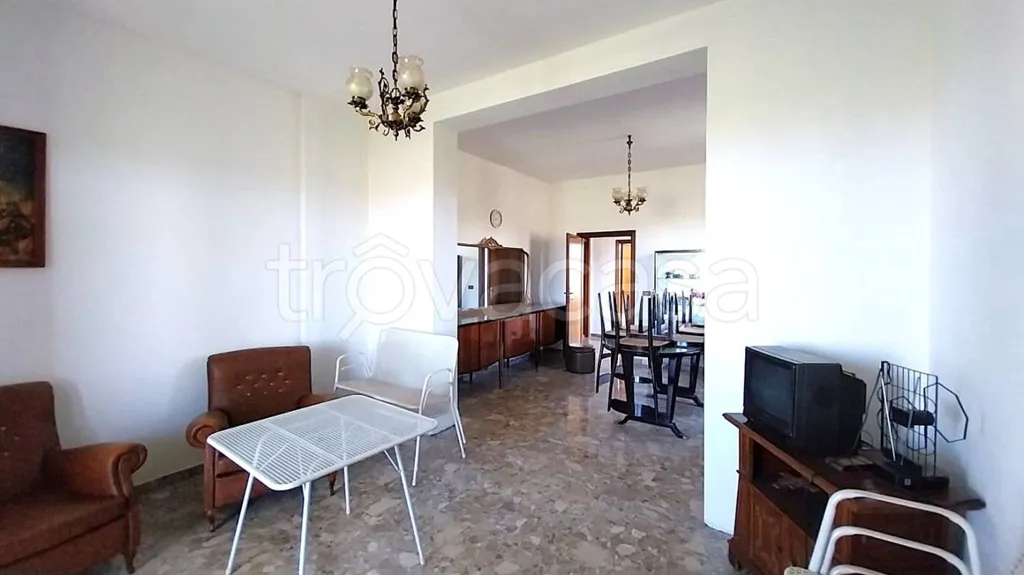 Dining Room - Rustic House with Garden in Cannara