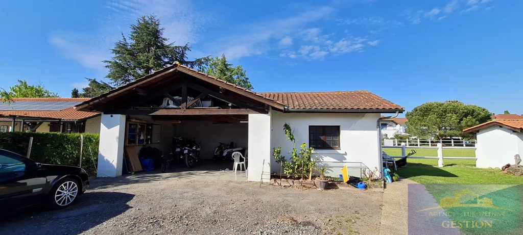 Extérieur - Propriété de 13 Pièces avec Piscine à 15 min de Tarbes