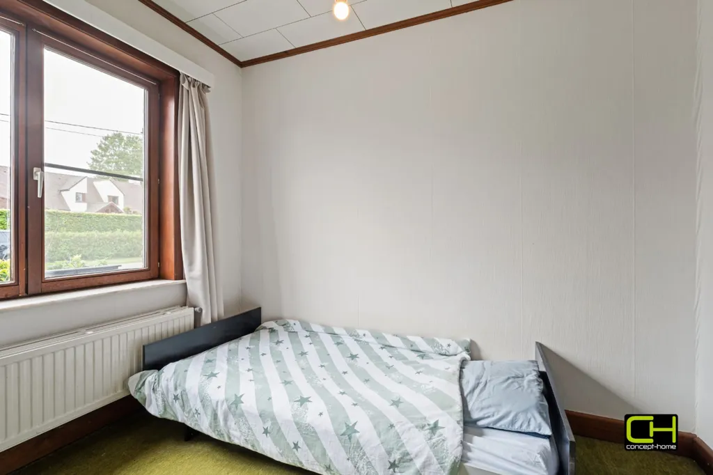 Bedrooms - Spacious House with West-Facing Garden in Zomergem
