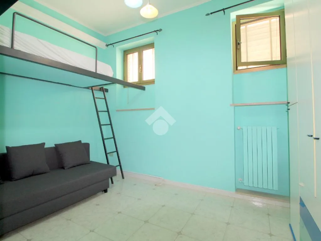 Magamistoad - Modern 3-Bedroom Apartment in Lucera