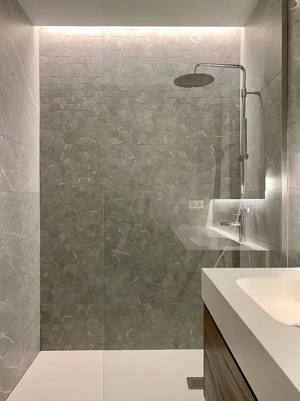 Salles de bain - Luxury Apartment with Terrace near University