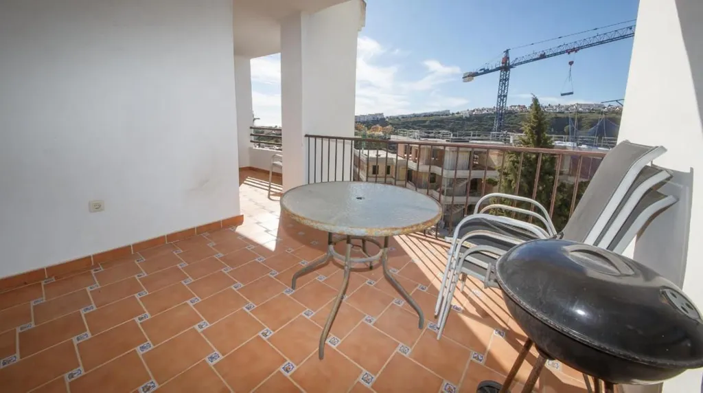 Balcon - 2-Bed Apartment with Terrace in La Duquesa, Manilva