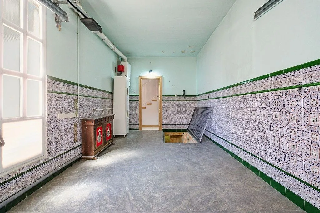 Toad - Terraced House with Pool in Rivas Centre