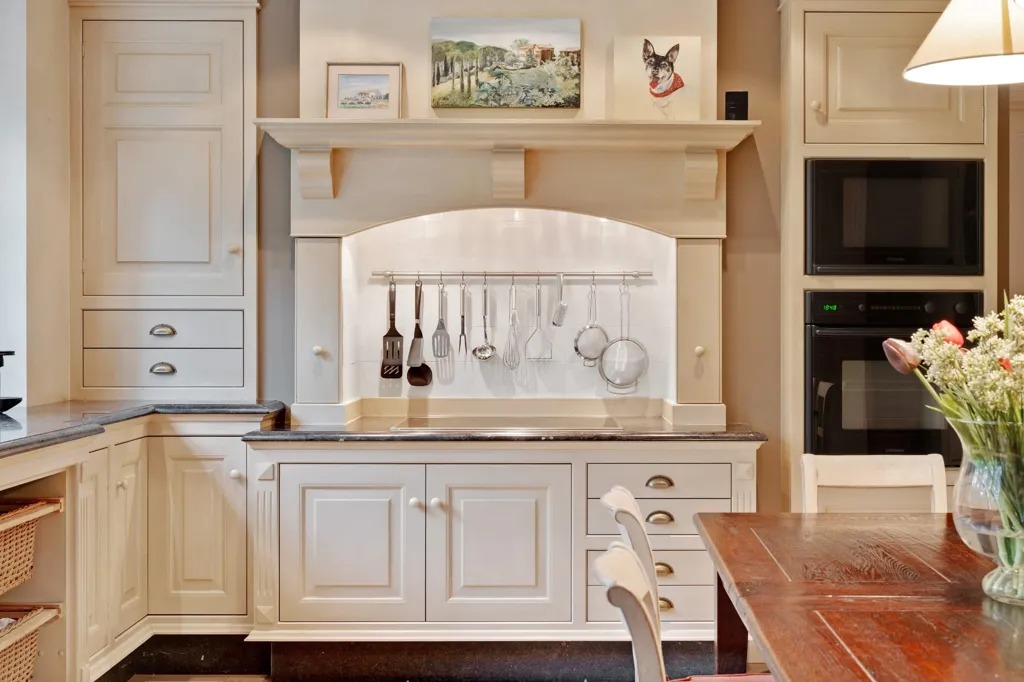 Kitchen - Villa with Pool in Brasschaat Centre