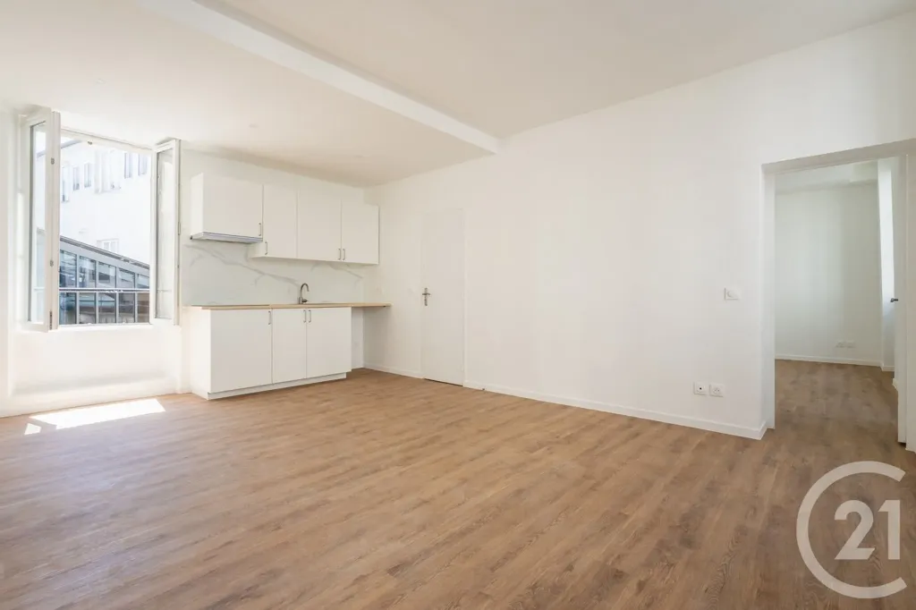 Stanze - Modernised 3-Bed Flat near Bastille, Paris
