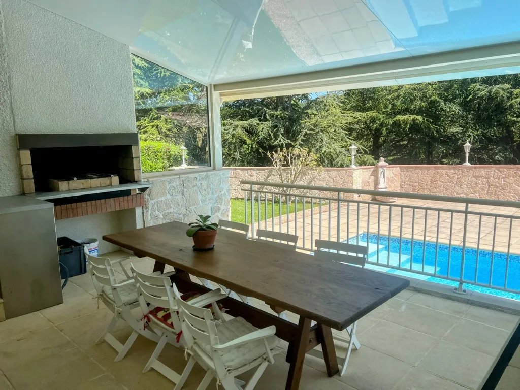 Terrasse - Villa avec Vue Imprenable et Piscine près de Limoux