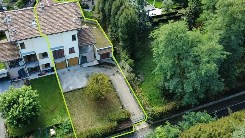 Aerial - Panoramic Bifamiliare Villa in Besana Brianza