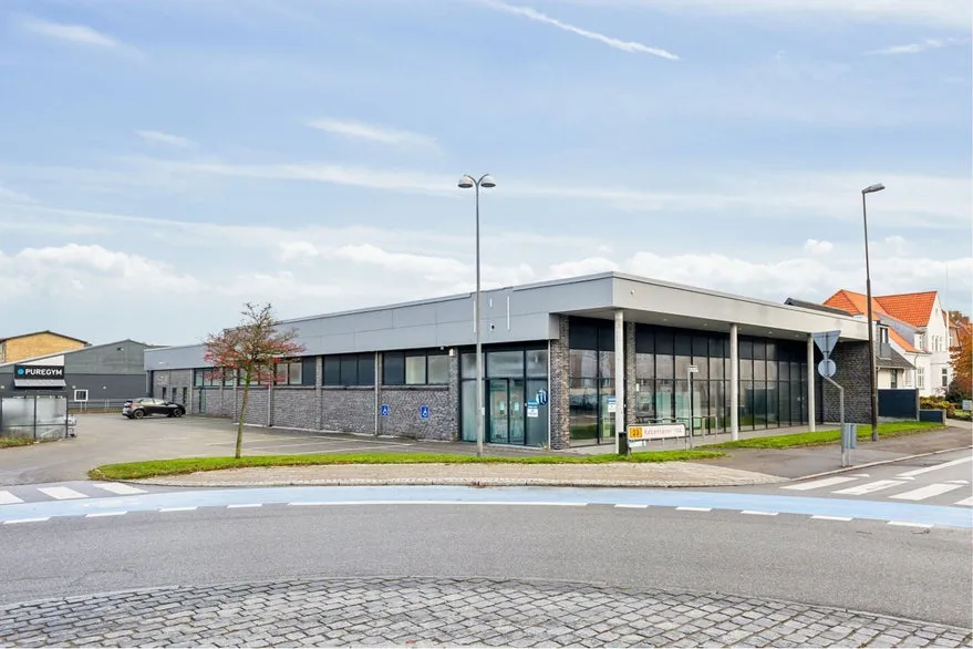 Ärihoone asukohas Kalundborg