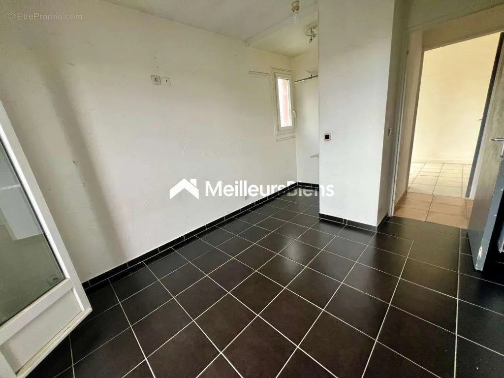 Toad - Perpignan T3 with Balcony and View