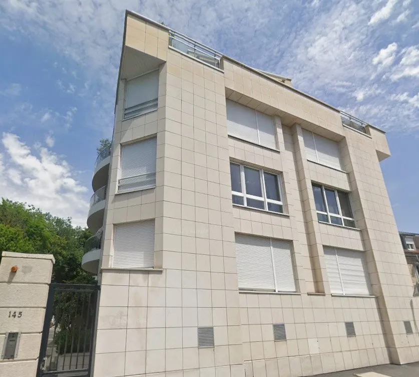Välivaade - Apartment with Terrace in Courlancy