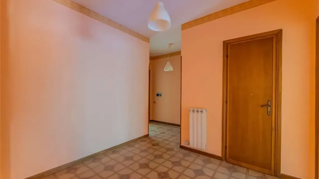 Esik - Spacious Apartment with Balconies in Tivoli