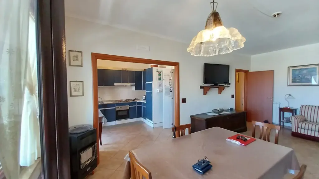 Söögituba - Panoramic Apartment with Sea View in Belvedere Marittimo