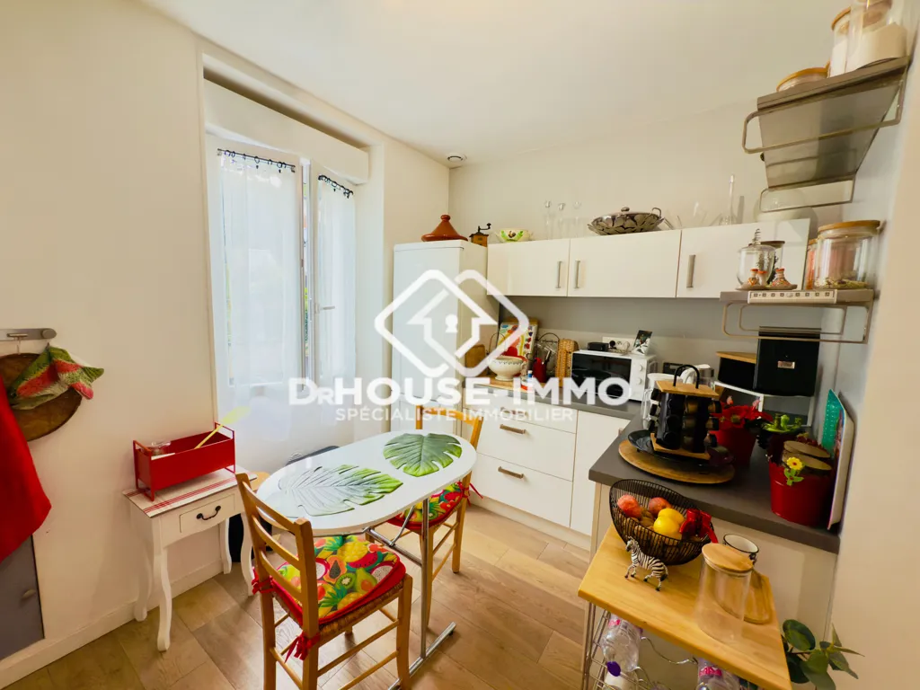 Cuisine - Duplex Lumineux avec 4 Chambres près du Centre de Périgueux