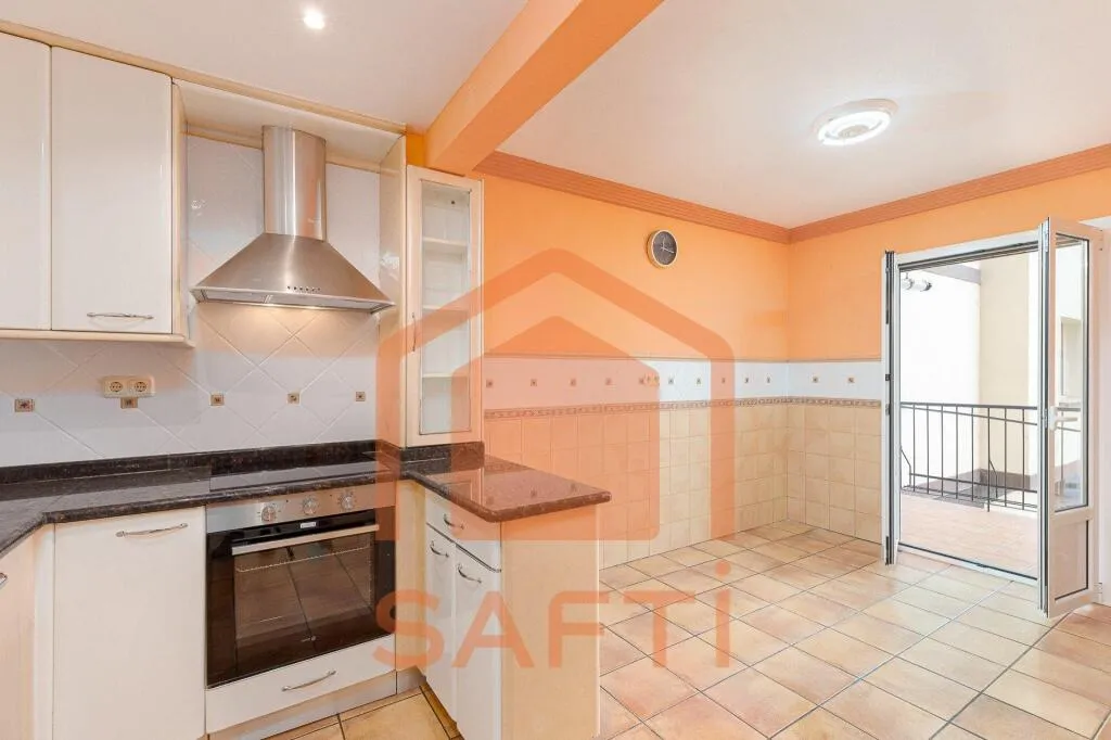 Köök - Reformed Apartment with Terrace in Hernani