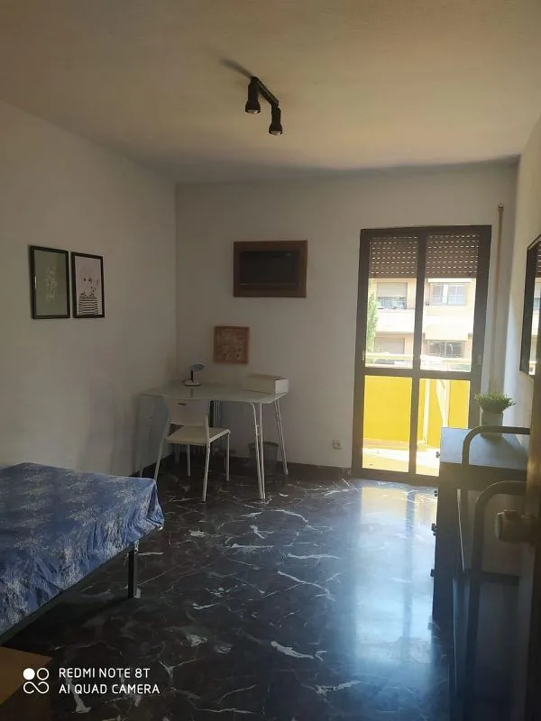Magamistoad - Spacious Apartment with Pool in Pajaritos, Granada
