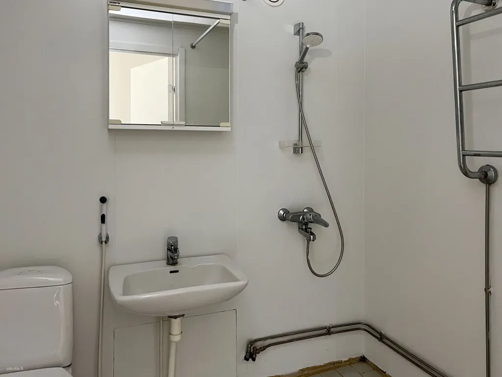 Vannitoad - Bright Studio Flat with Balcony in Suvela, Espoo