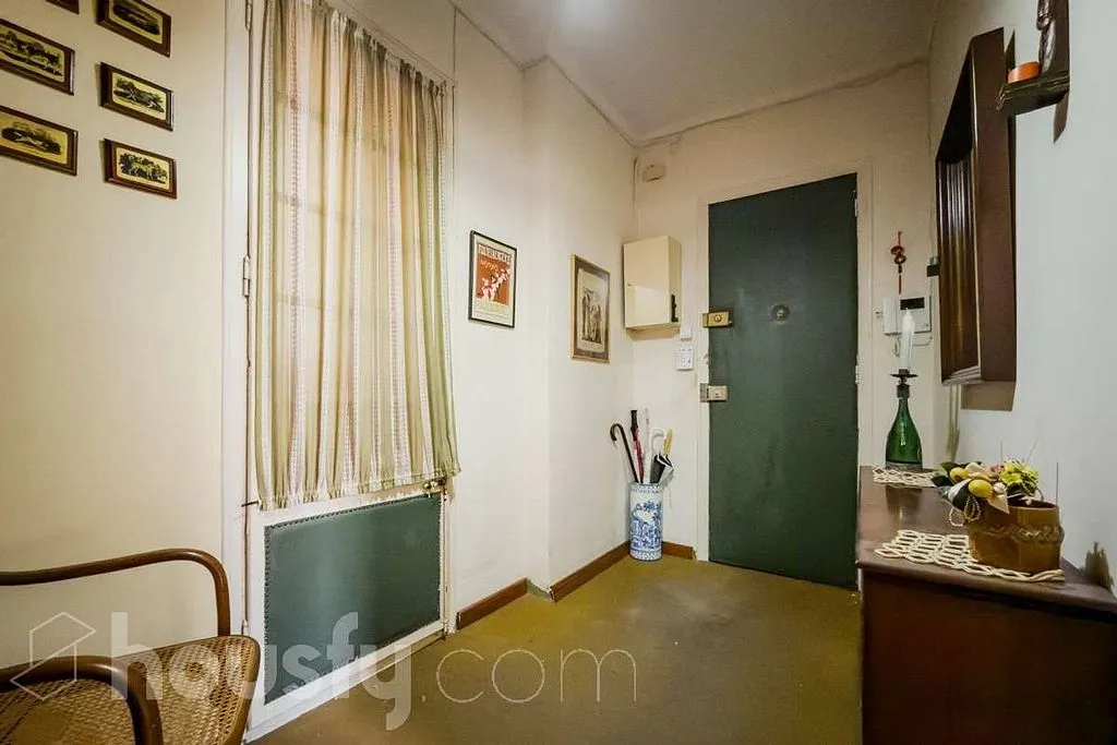 hallway_entrance