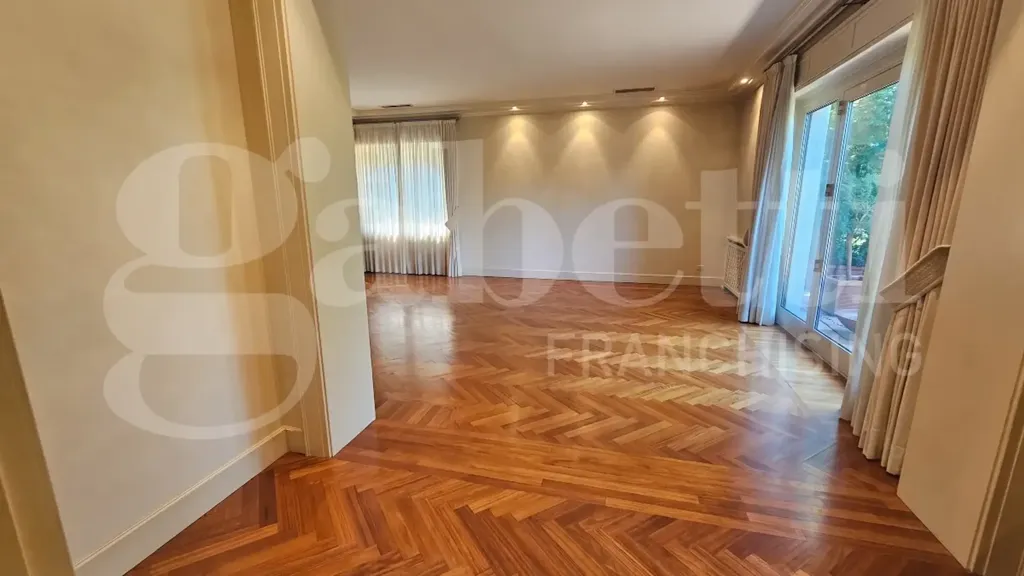 Séjour - Classical Villa with Garden in Brescia