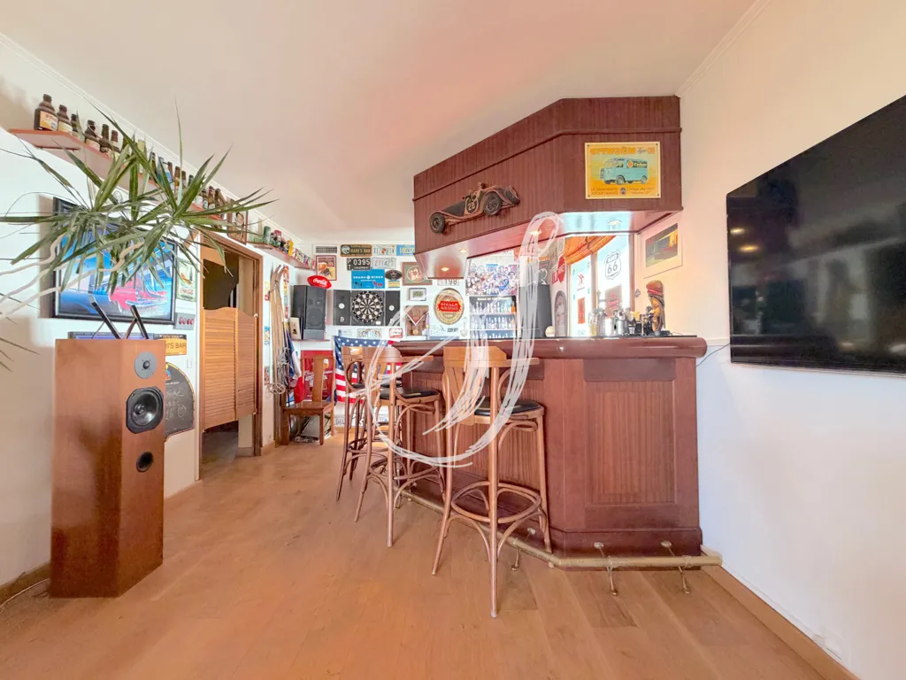Living Room - Villa with Pool and Garden in Lavérune