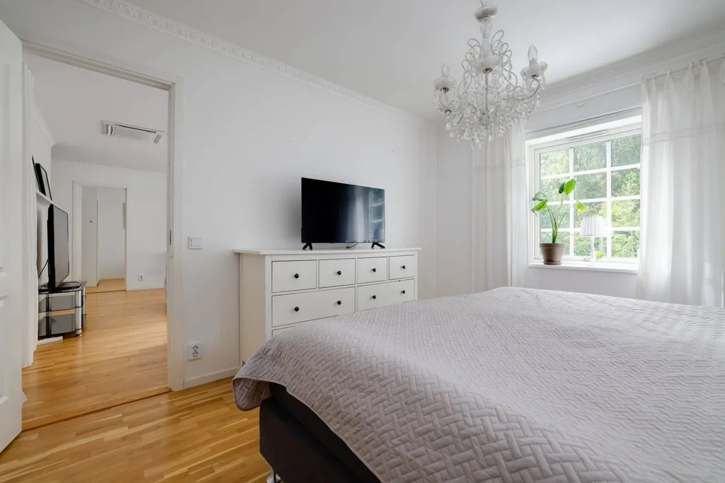 Magamistoad - Allmogestyle Villa with Pool in Yxstabacken