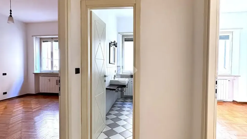 hallway_entrance