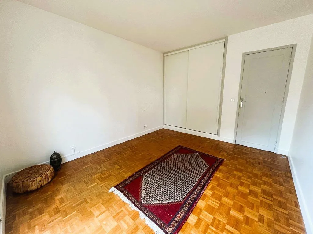 Toad - Luxury Flat with Balcony in Rueil-Malmaison