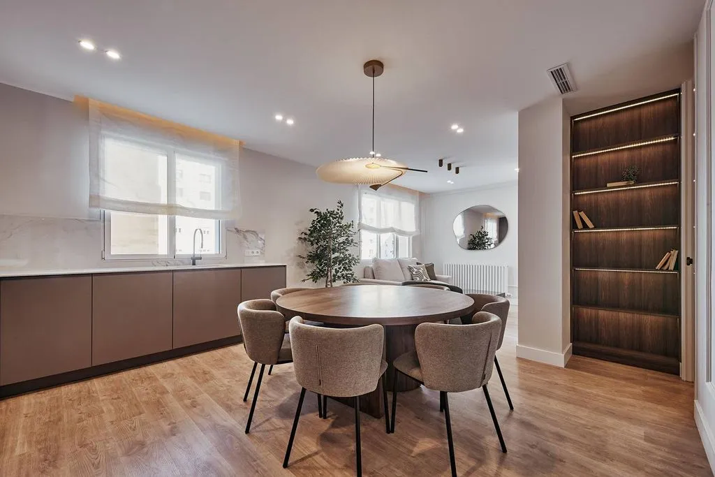 Salle à manger - Renovated Apartment with City View in Madrid
