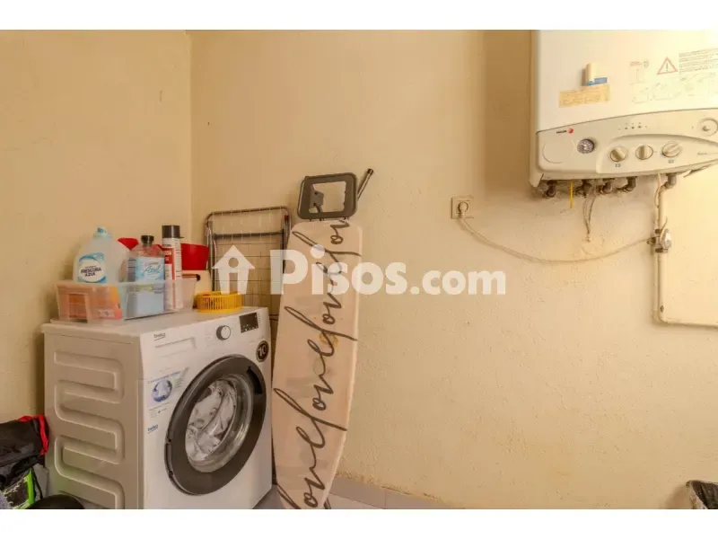 Utility Room - Duplex with Ascender in Guadalajara Centre