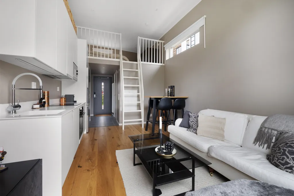 Séjour - Attic Flat with Balcony in Törnskogen