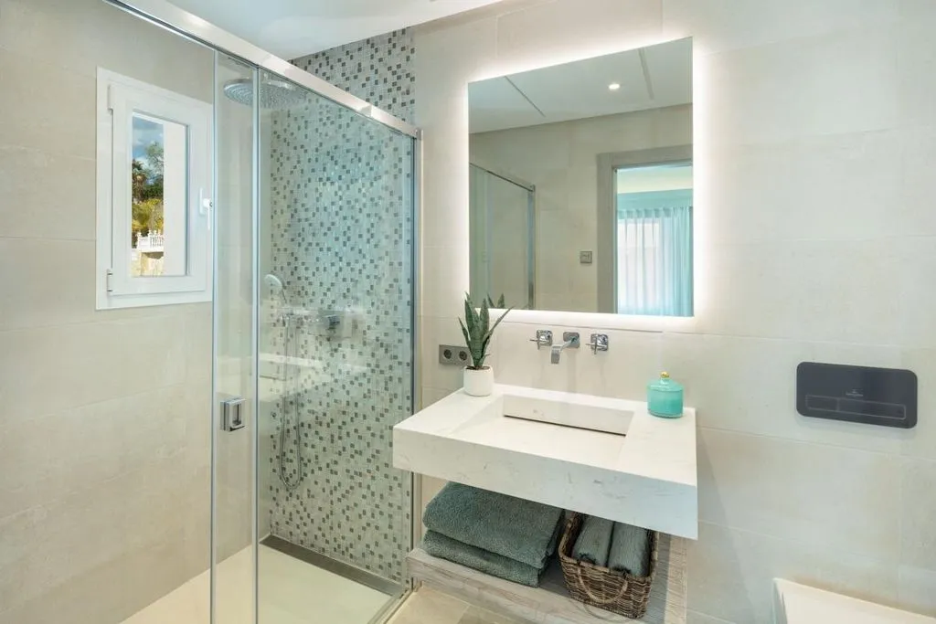 Salles de bain - Luxury Villa with Sea Views in Marbella