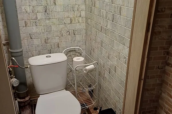 Bathrooms - Apartment with Sea View in Kohtla-Järve Centre