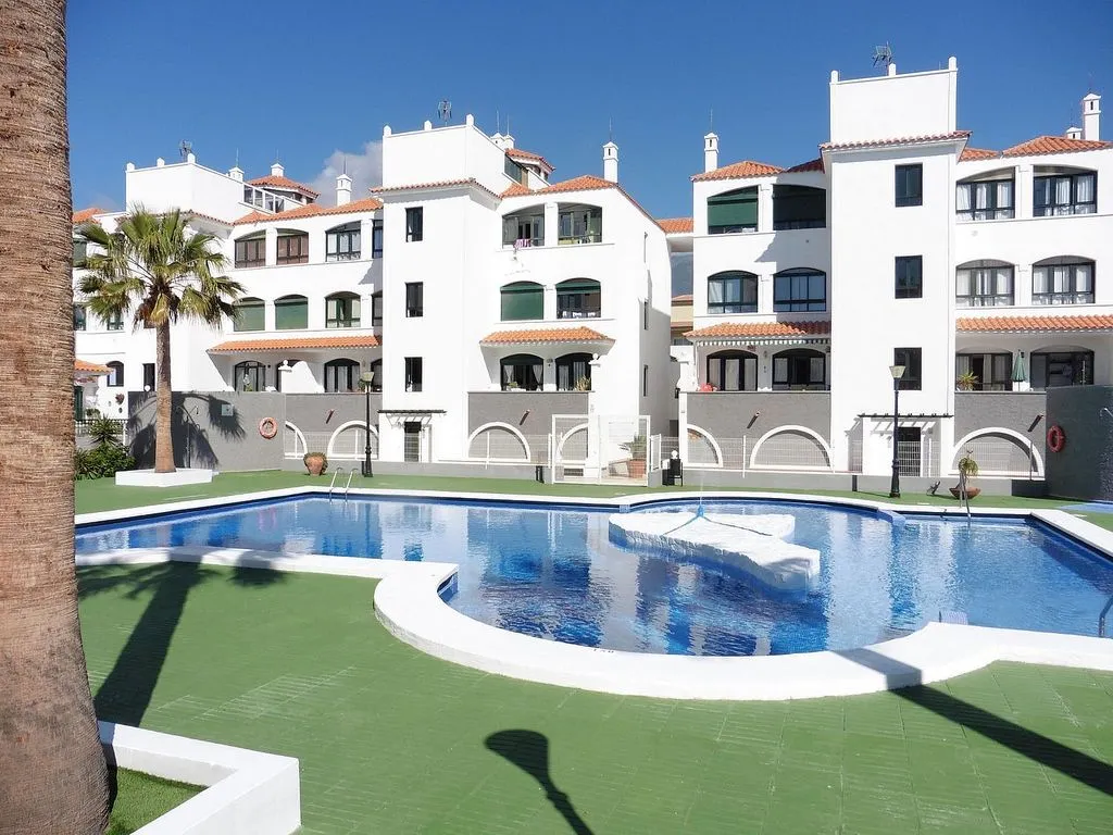 Bassein - T2 Apartment with Pool in Güímar