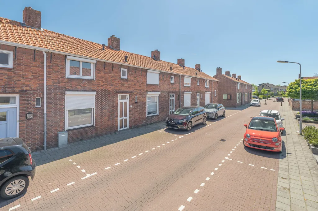 Esterno - Characterful Semi-detached House with Deep Garden in Yerseke