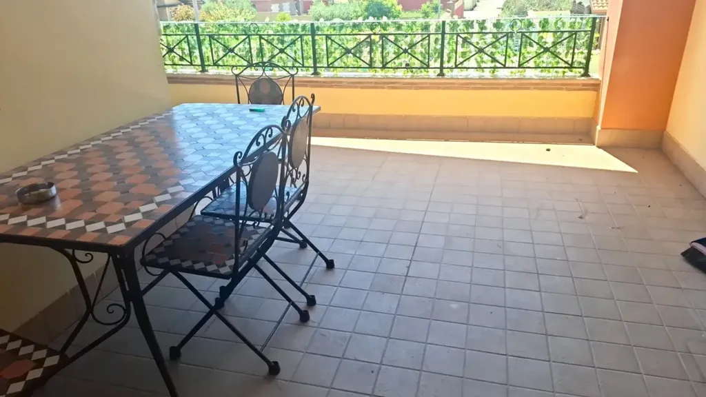 Terrazza - Casa indipendente con giardino a Pomezia