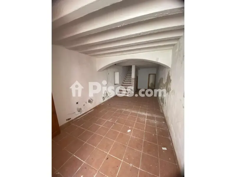 Garaaž - House for Renovation with Terrace in Vélez-Blanco