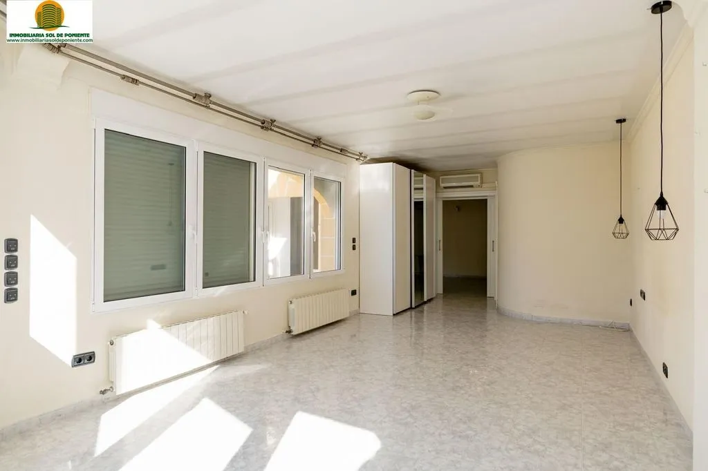 Pièces - Luxury Villa with Sea View in Denia