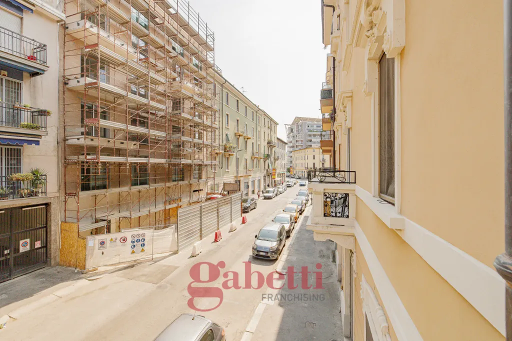 Esterno - Appartamento con terrazzino in stabile d'epoca a Milano