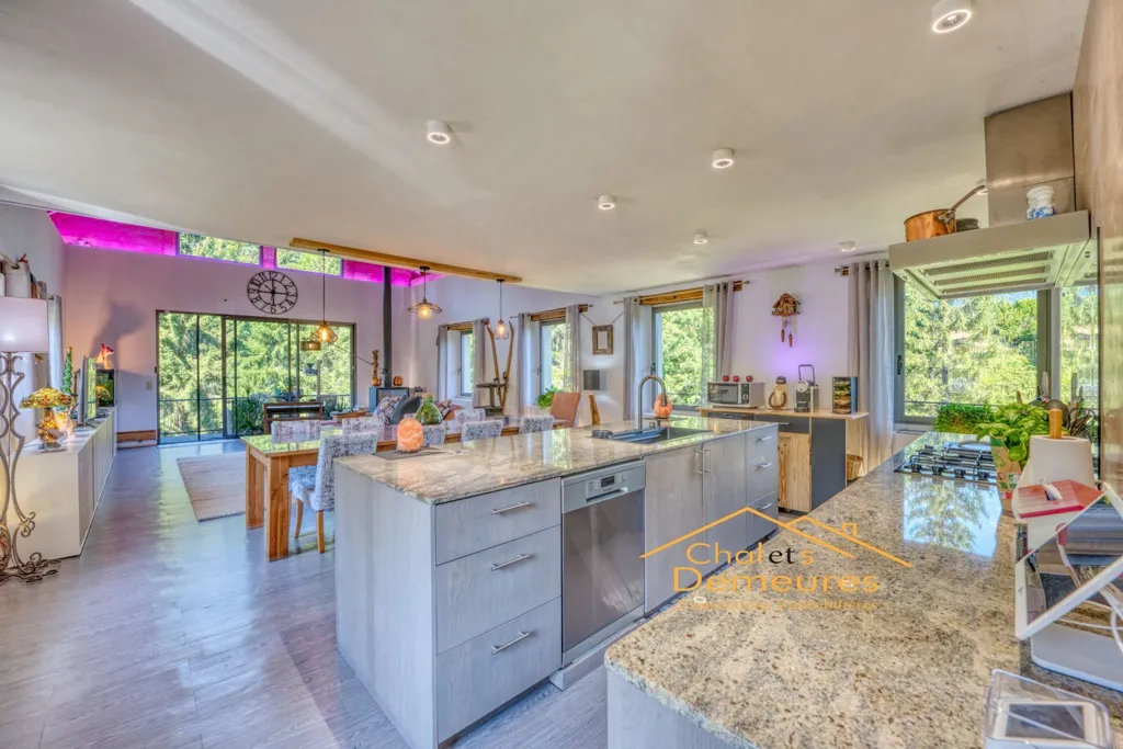 Cucina - Luxury Home with Spa and Pool in Cordon