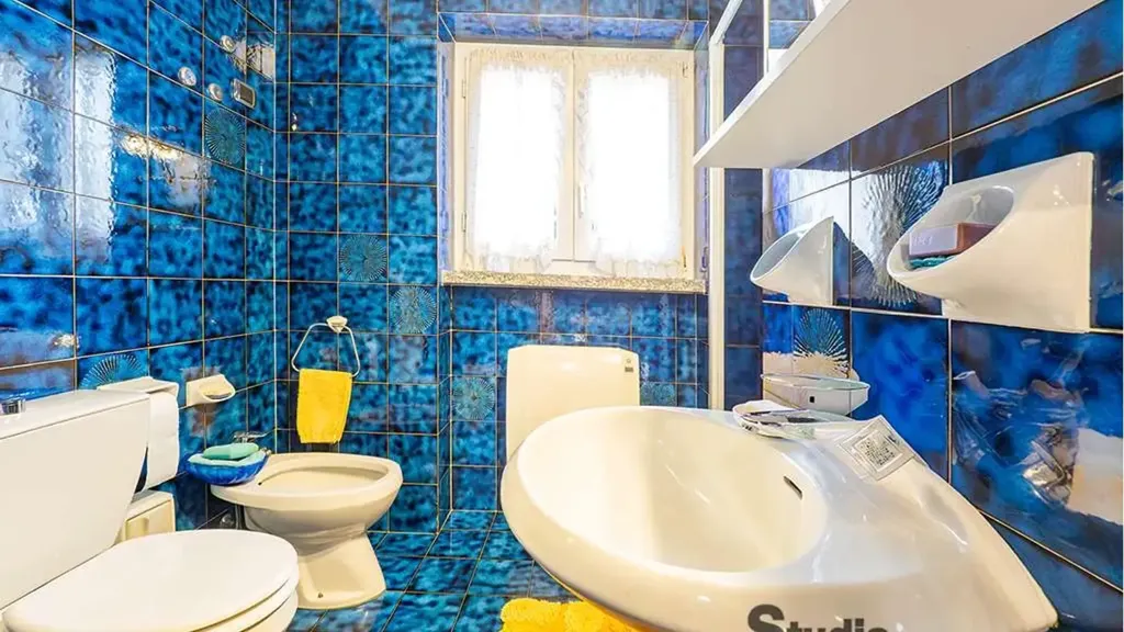 Salles de bain - Luxury Villa with Panoramic View in Ello