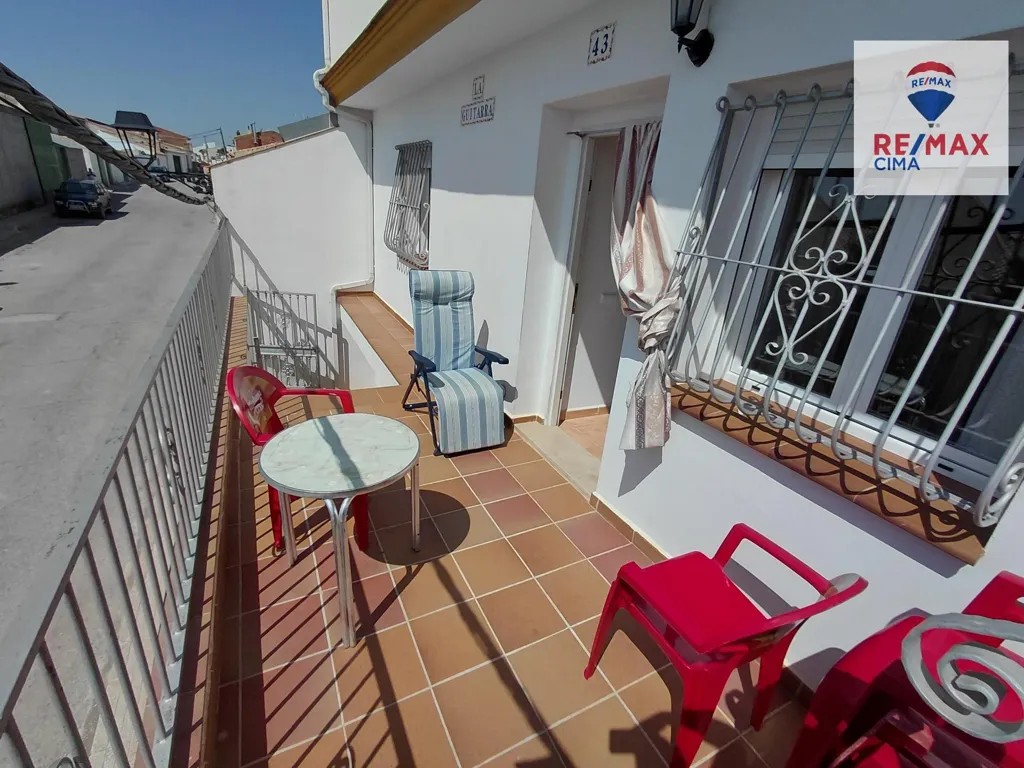 Rõdu - Spacious House with Terraces in Campo Cámara