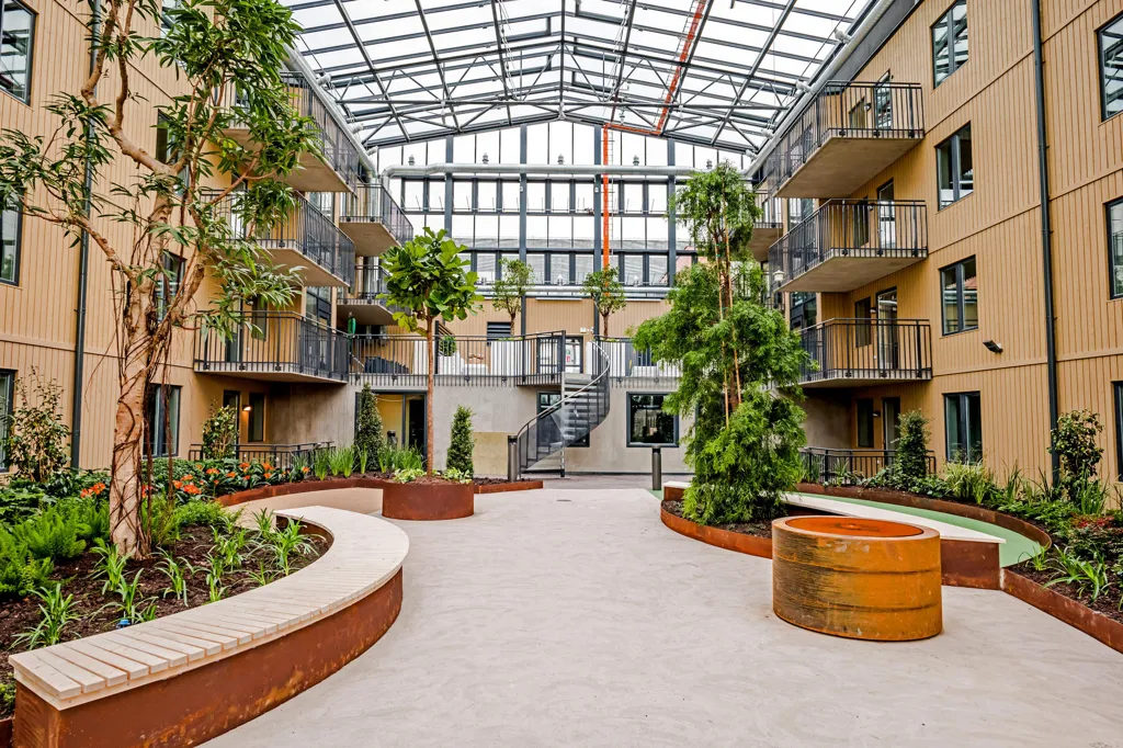 Aed - Modern Flat with Balconies in Innovatum
