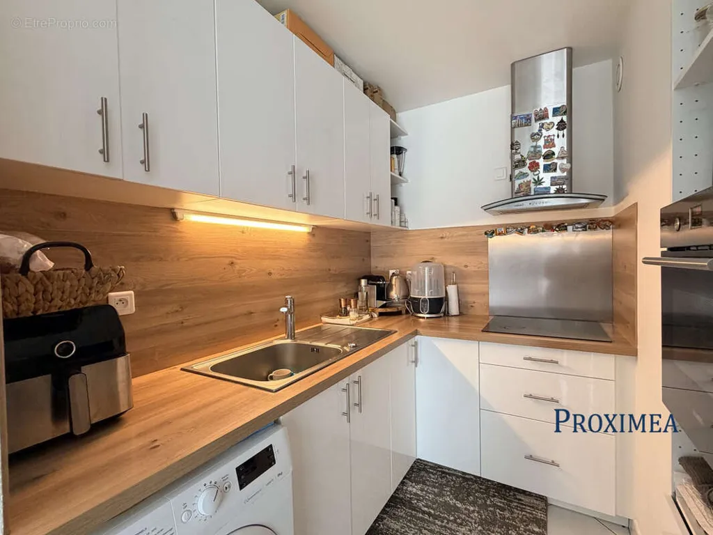 Cuisine - Appartement 2 Pièces avec Balcon à Pontault-Combault